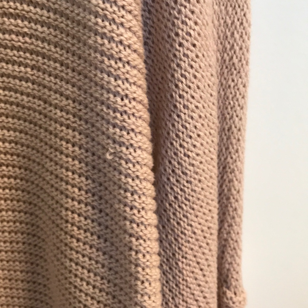 Lightweight Cute Sweater. - image 6